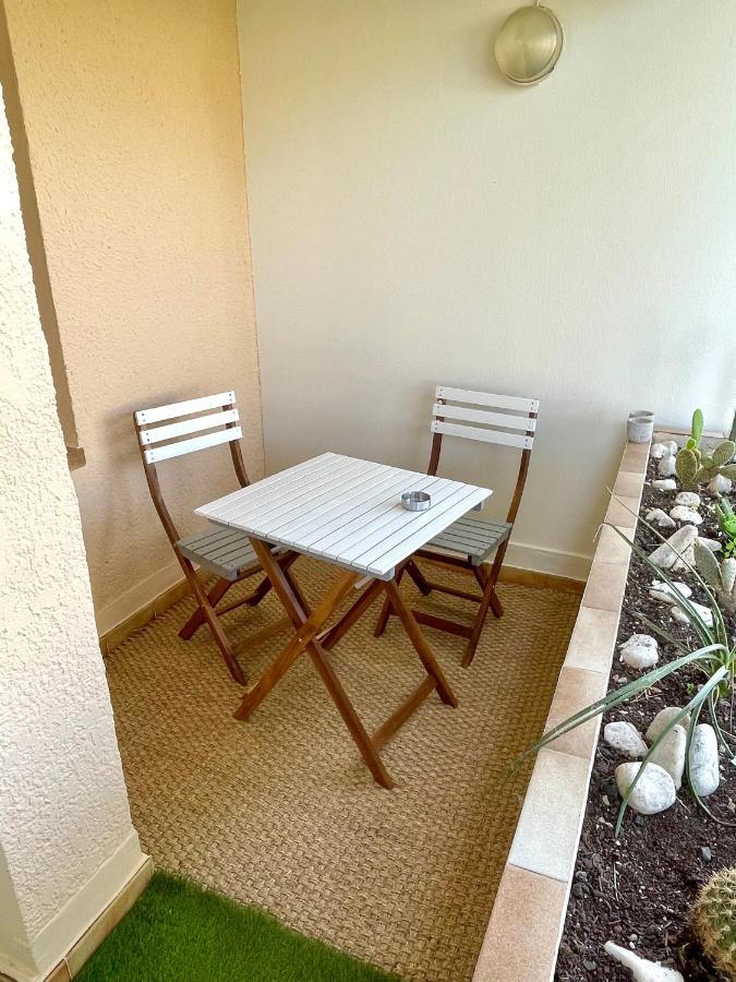 Appart Cosy 4 Personnes, A 400M De La Plage Bormes-les-Mimosas Bagian luar foto